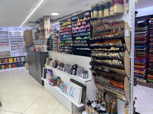 عکس فروشگاه لوازم تحریر و هنری نوید