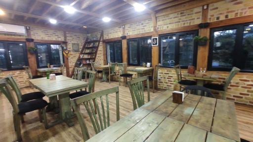 کافه گیل بانو، Gilbanoo Cafe