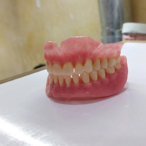 عکس لابراتوار تخصصی پروتزهای دندانی احسان فعلی