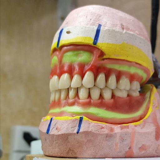 عکس لابراتوار تخصصی پروتزهای دندانی احسان فعلی