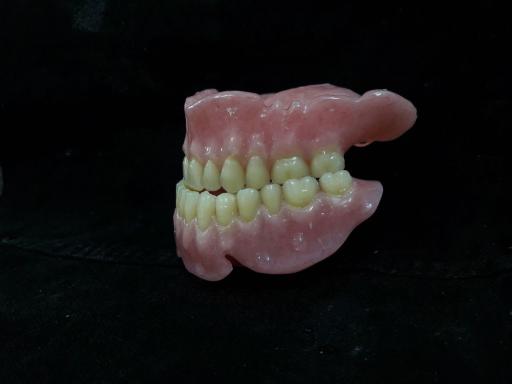 عکس لابراتوار تخصصی پروتزهای دندانی احسان فعلی