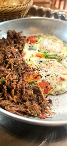 عکس کافه صبحانه محمد