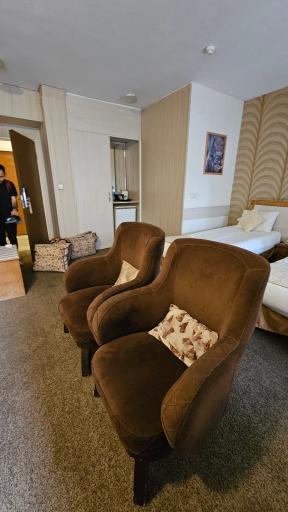 عکس هتل آریو برزن