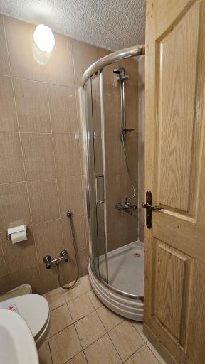 عکس هتل آریو برزن