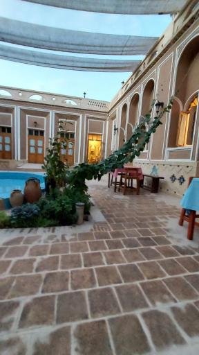 هتل رستوران آلما