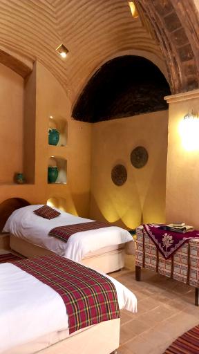 عکس هتل رستوران آلما