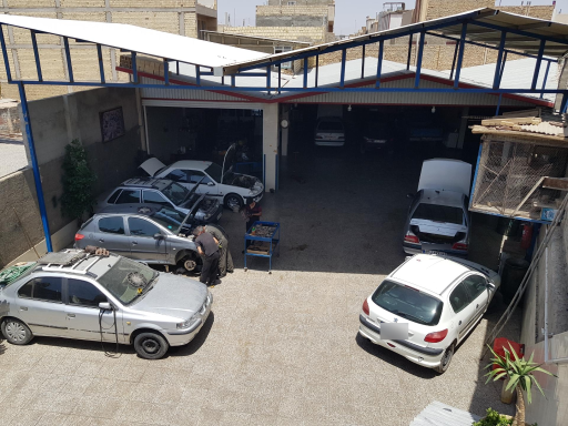 عکس تعمیرگاه کوثر 