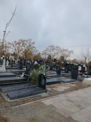 عکس قبرستان دارالسلام