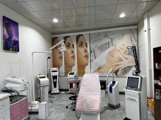 عکس دکتر سارا کریمی متخصص پوست مو زیبایی و لیزر