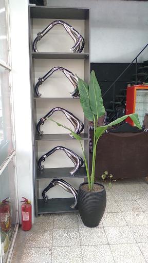 عکس فروشگاه فرمول یک