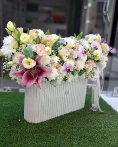 عکس گل فروشی اردیبهشت