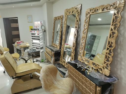 عکس آموزشگاه مراقبت پوست وزیبایی دکتر هدی کاربخش