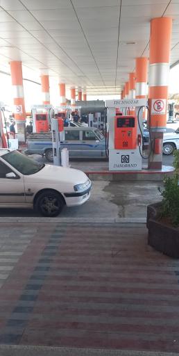 عکس جایگاه زال پارس (بنزین و گازوئیل و CNG)