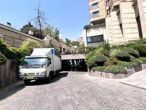 عکس باربری اسباب کشی حمل بار لوازم اداری و منازل