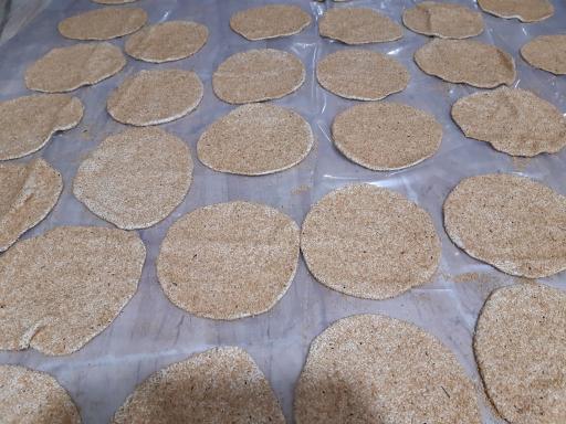 عکس کارگاه حلوا و ارده سنتی رضوی 