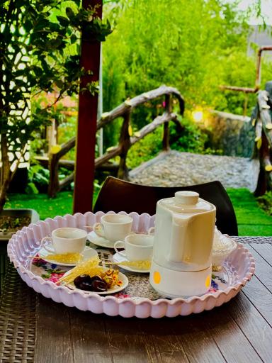 عکس باغ رستوران سنتی آبشار