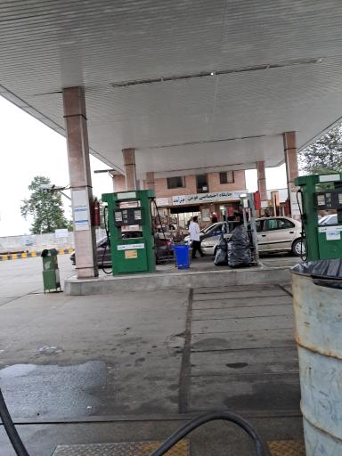 عکس جایگاه اختصاصی فومن( یحیی زاده)