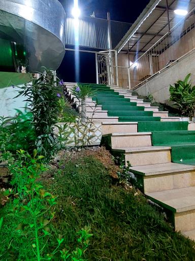 عکس کترینگ مادر جون