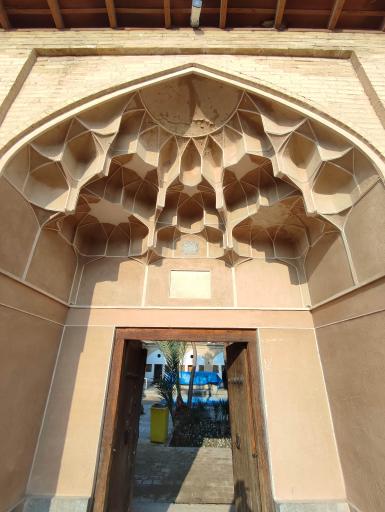 عکس تکیه میر فندرسکی