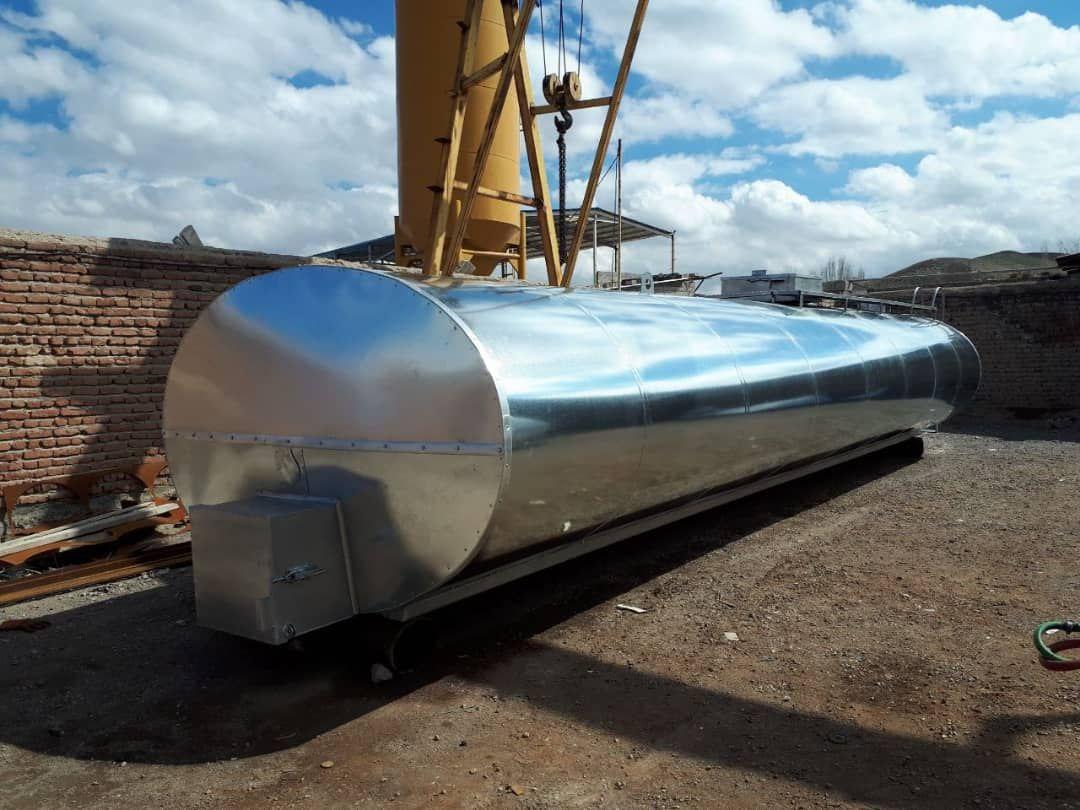 عکس آذر تانکر 