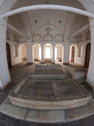 عکس تکیه میر فندرسکی