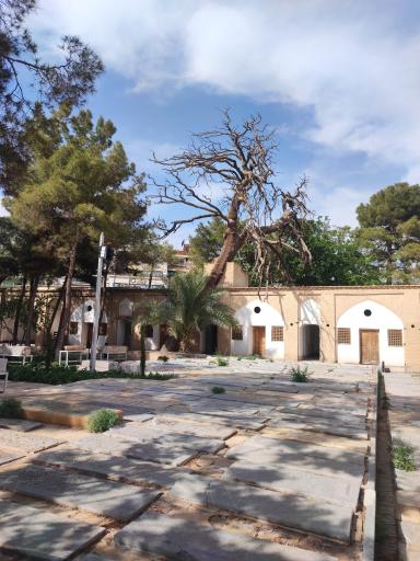 عکس تکیه میر فندرسکی