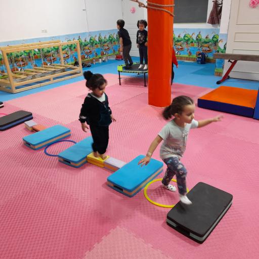 عکس باشگاه کودک چالیک