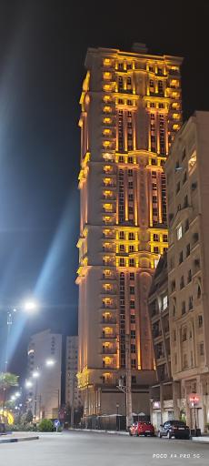 عکس ساختمان مسکونی برج سفید