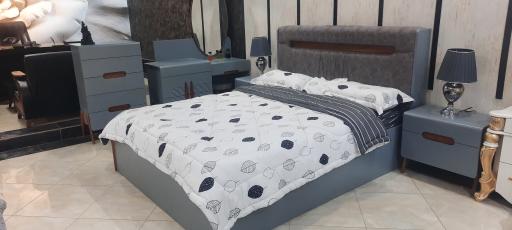 عکس نمایشگاه صنایع چوبی پدر و پسر