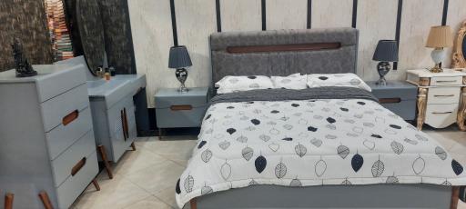 عکس نمایشگاه صنایع چوبی پدر و پسر