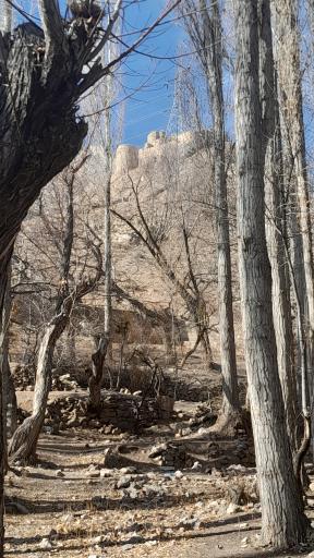 عکس چشمه قلعه