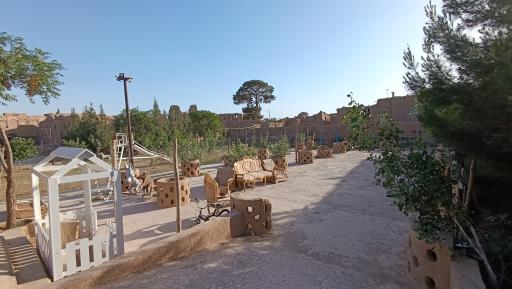 عکس اقامتگاه خاتون