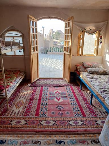 عکس اقامتگاه خاتون