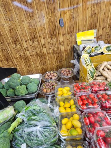 عکس بازار میوه و تره بار شمس آباد