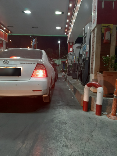 عکس پمپ بنزین 206