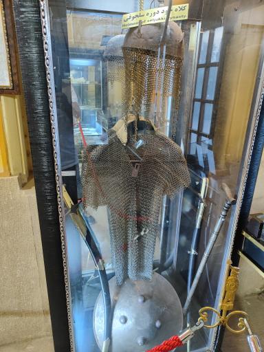 عکس موزه سکه و اشیاء تاریخی دلگشا