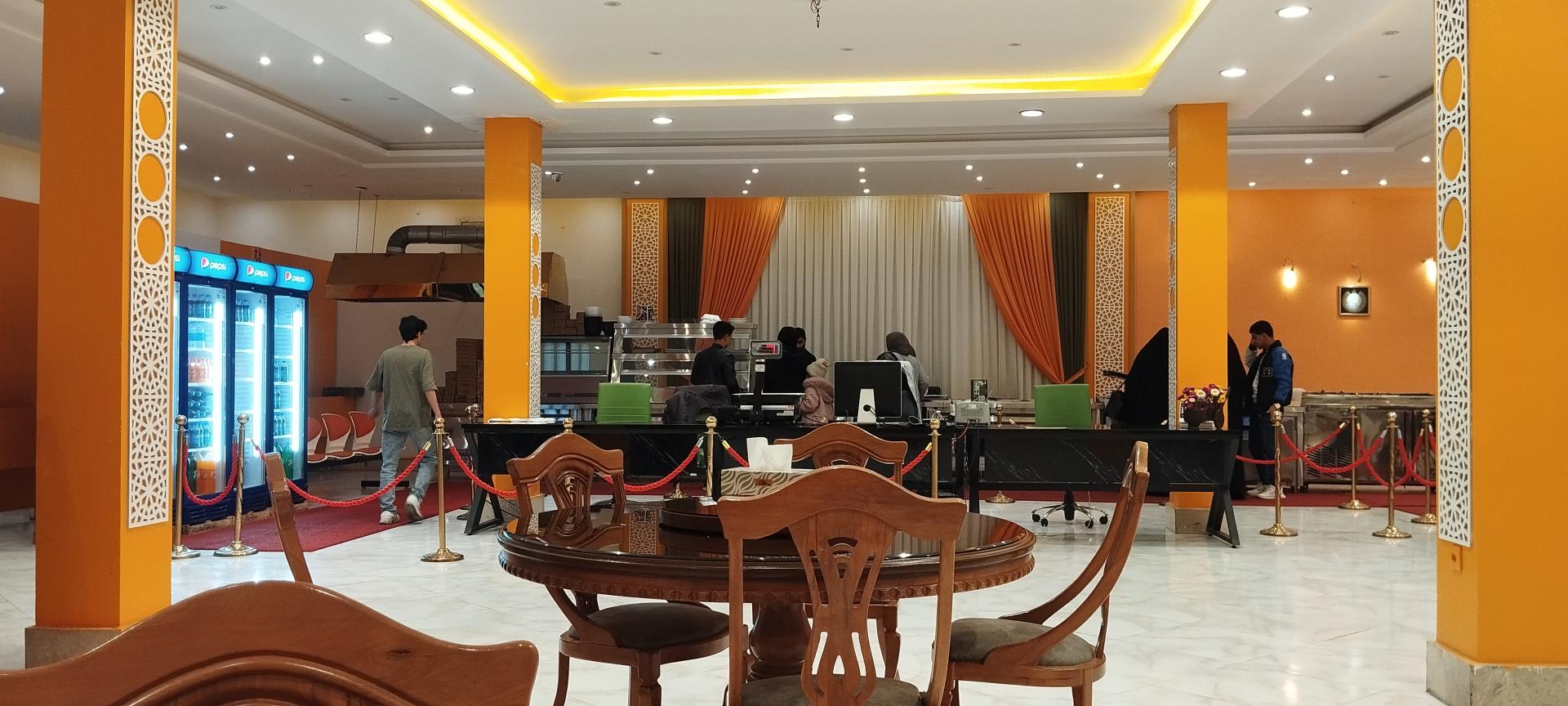 عکس فست فود امپراطور شعبه شاندیز