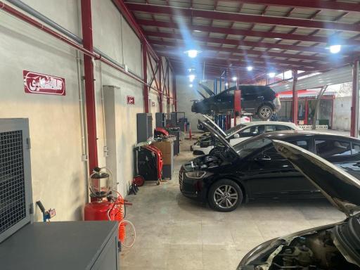 عکس مرکز خدمات خودروهای چینی پکن