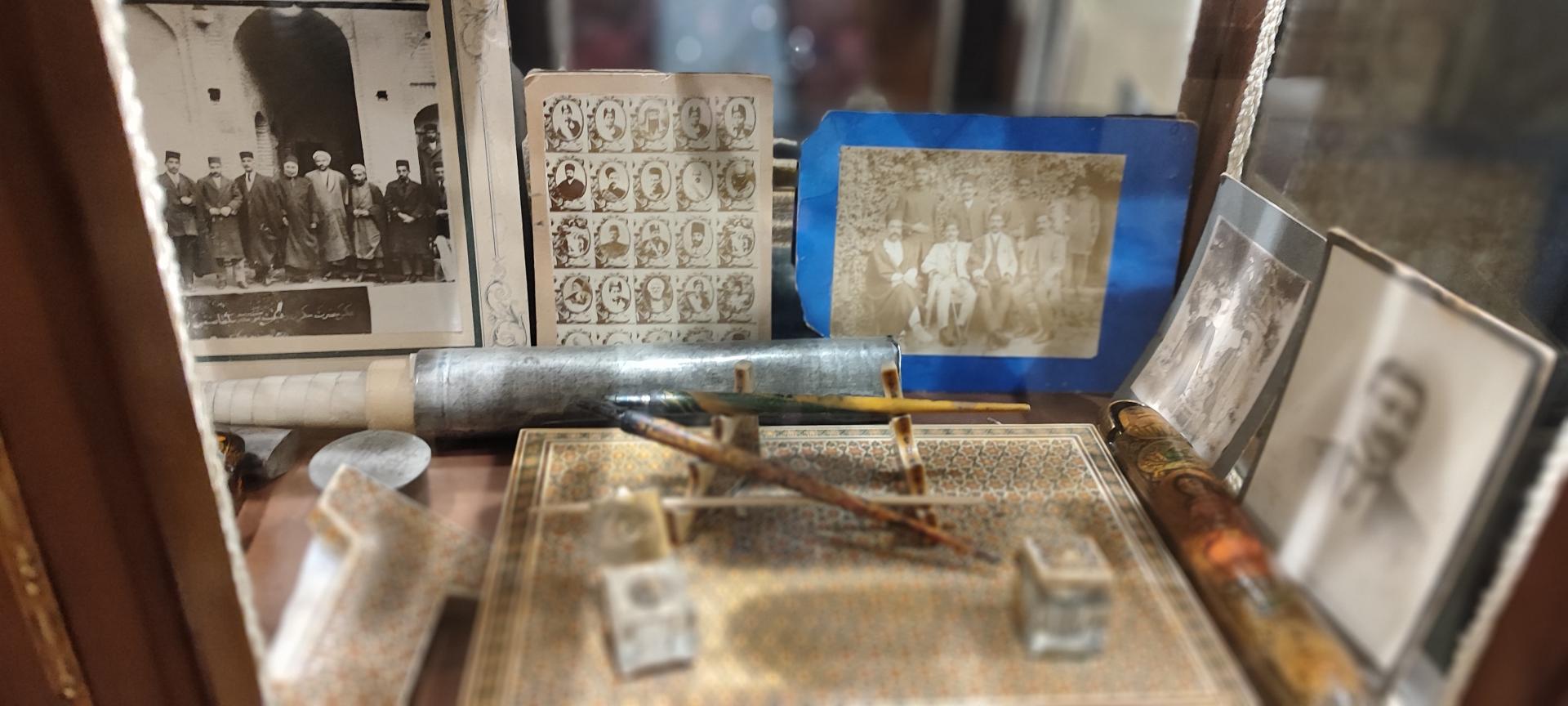 عکس موزه سکه و اشیاء تاریخی دلگشا