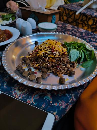 بوتیک هتل سنتی ماه گیسو