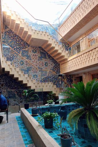 عکس بوتیک هتل سنتی ماه گیسو