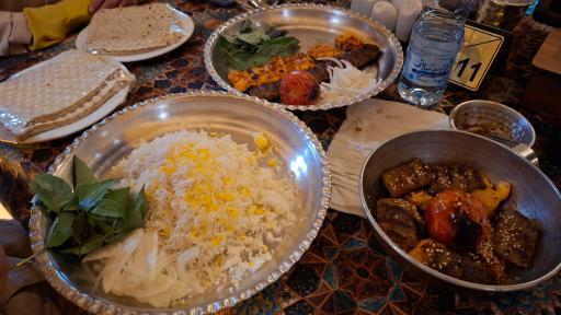 عکس بوتیک هتل سنتی ماه گیسو