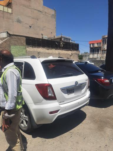 عکس پارکینک عمومی نواب صفوی 