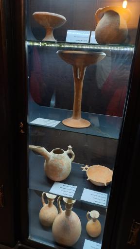 عکس موزه سکه و اشیاء تاریخی دلگشا