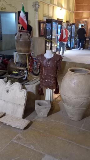 عکس موزه سکه و اشیاء تاریخی دلگشا