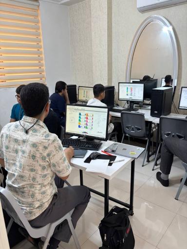 عکس آکادمی هوش مصنوعی و کامپیوتر دارکوب