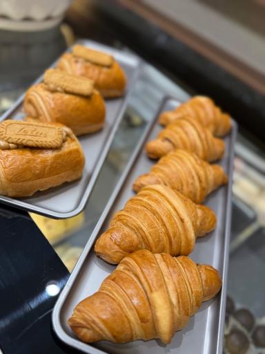عکس شیرینی و نان رامه