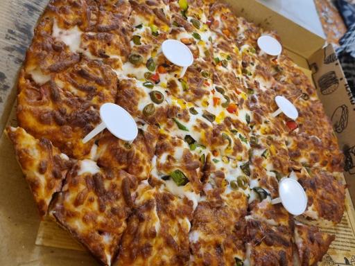 عکس فست فود و پیتزا بادکنک