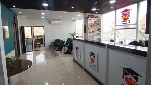 عکس کالج زبان هزاره سوم