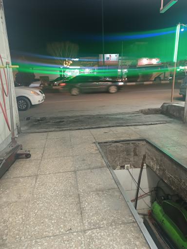 تعمیرگاه مکانیکی جهان موتور 